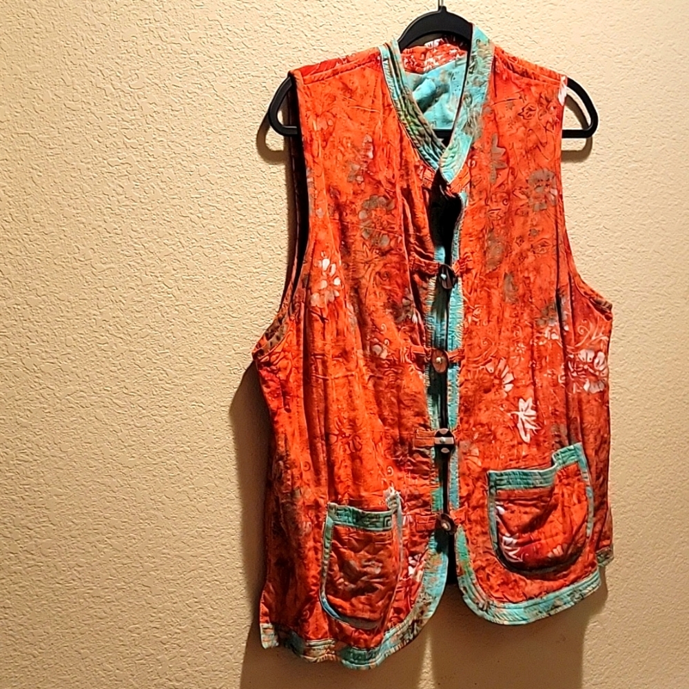 Vest, reversible batik fabric, sz large